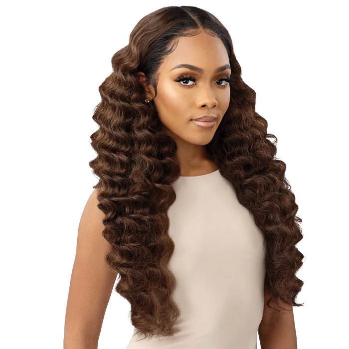 Outre Synthetic Melted Hairline Layered Wavy HD Lace Front Wig - BRIALLEN - Image 3